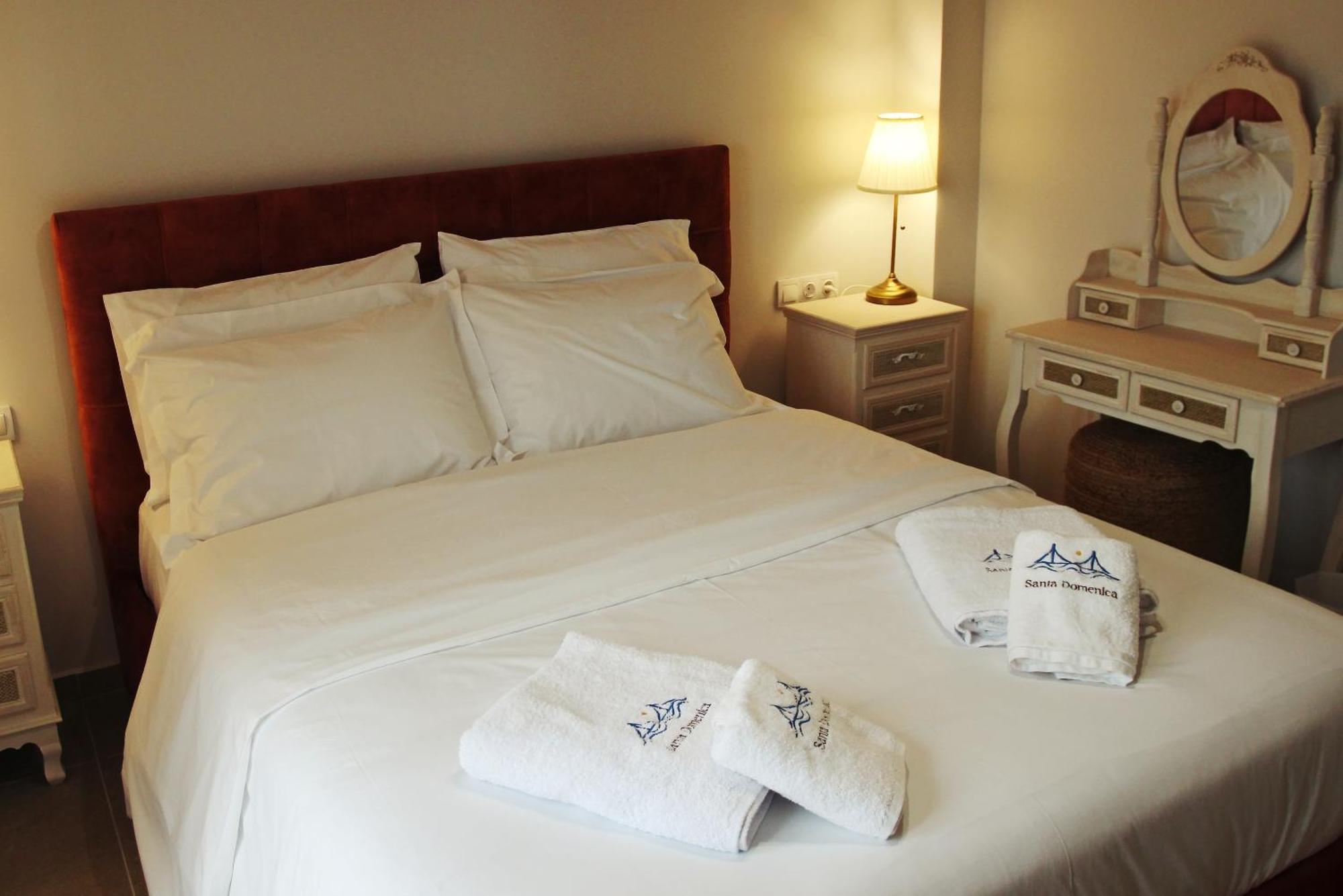 Santa Domenica Nafpaktos - Rooms And Apartments By The Sea Eksteriør bilde