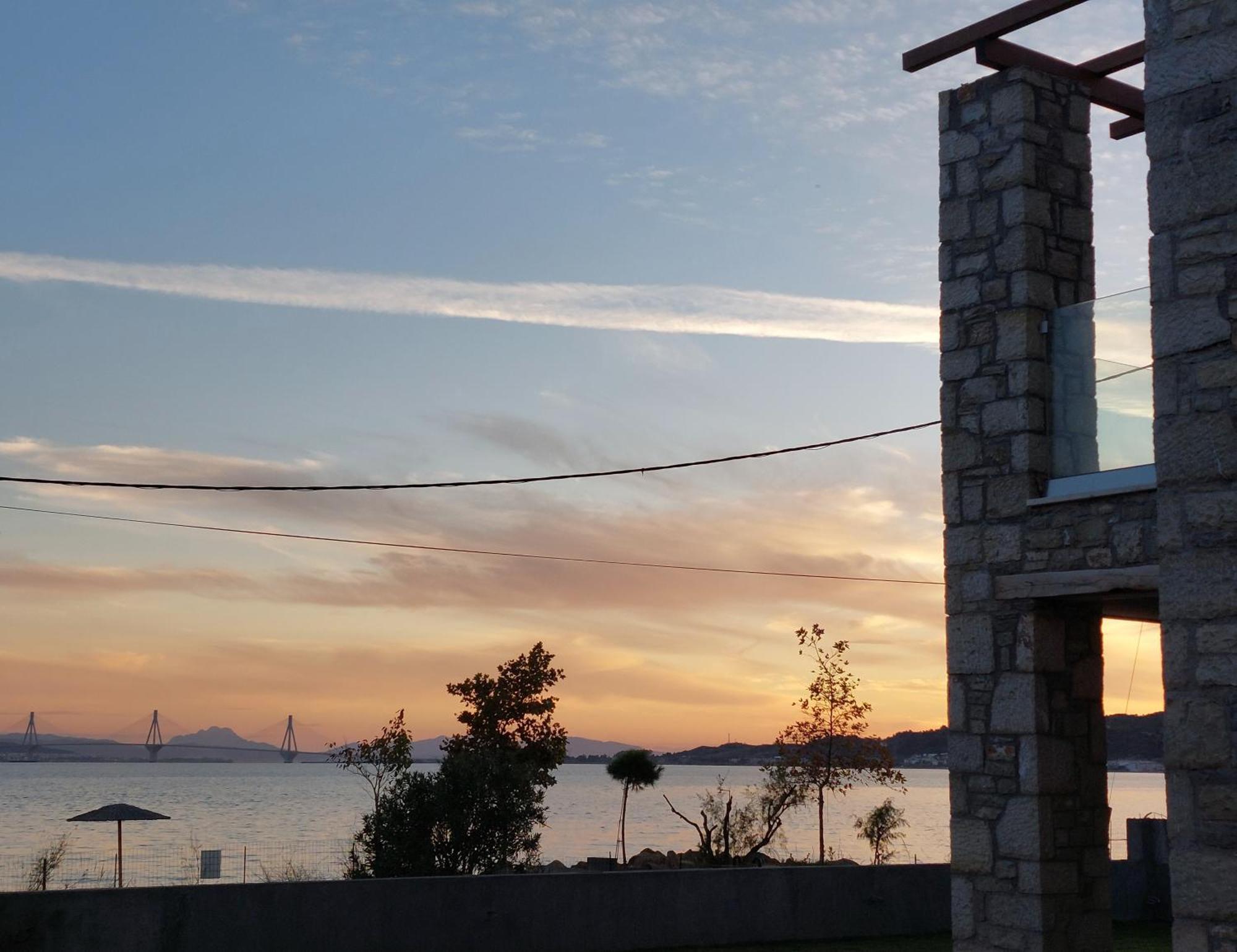 Santa Domenica Nafpaktos - Rooms And Apartments By The Sea Eksteriør bilde